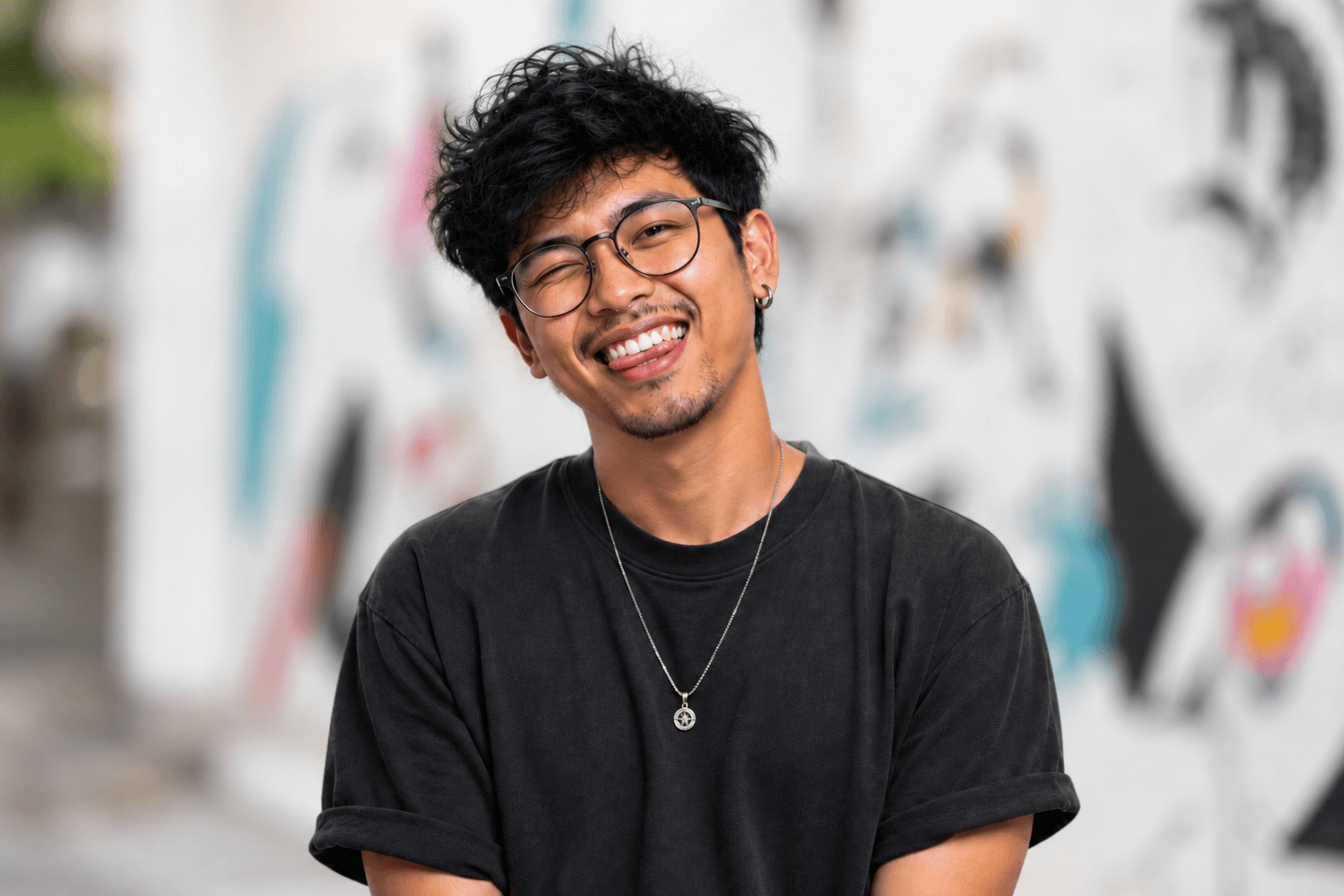 Miguel, Video Editor